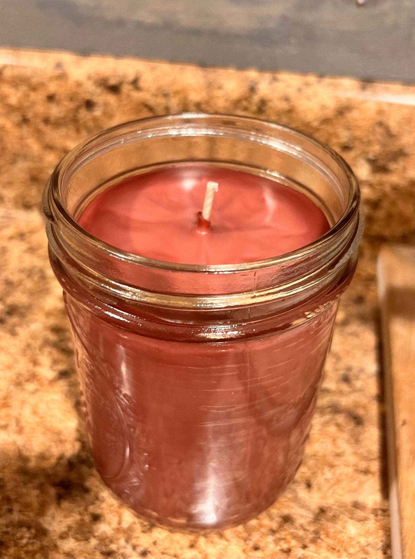 100% Soy Candle (various scents to choose from)